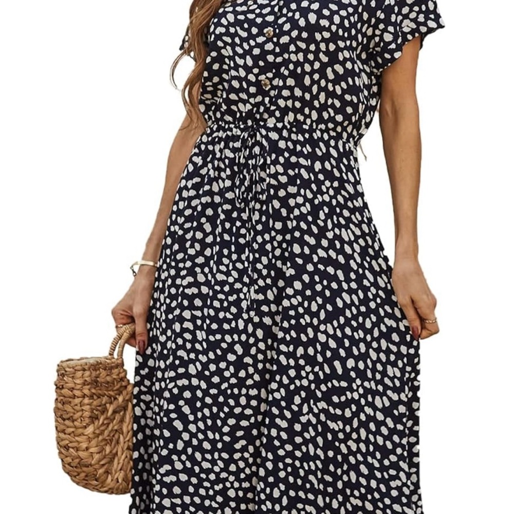 Elegant Black and White Spotted Midi Dress